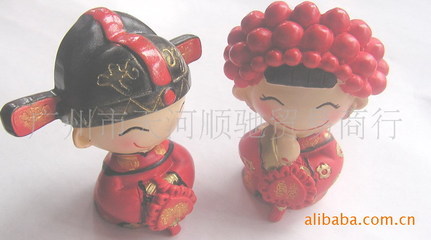 【生產(chǎn)樹(shù)脂婚慶公仔 婚禮車(chē)仔】?jī)r(jià)格,廠家,圖片,塑料、樹(shù)脂工藝品,廣州市順馳貿(mào)易-
